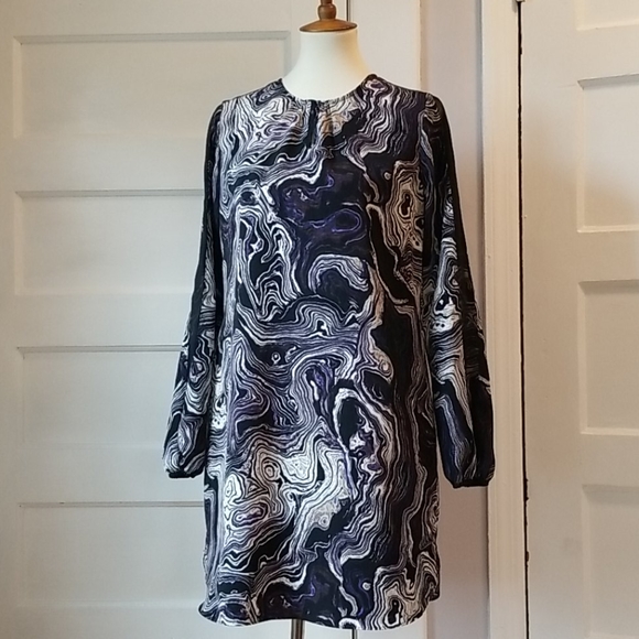 Simply Vera Vera Wang Dresses & Skirts - Simply Vera Vera Wang Shift Dress, Size S